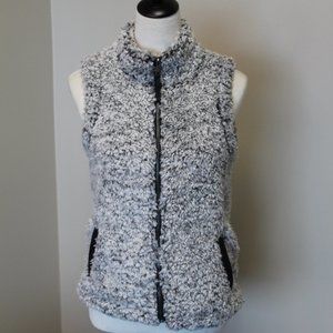 NWT, Womens Westbound Petite Faux Fur Zipper Vest, PS, White and Black